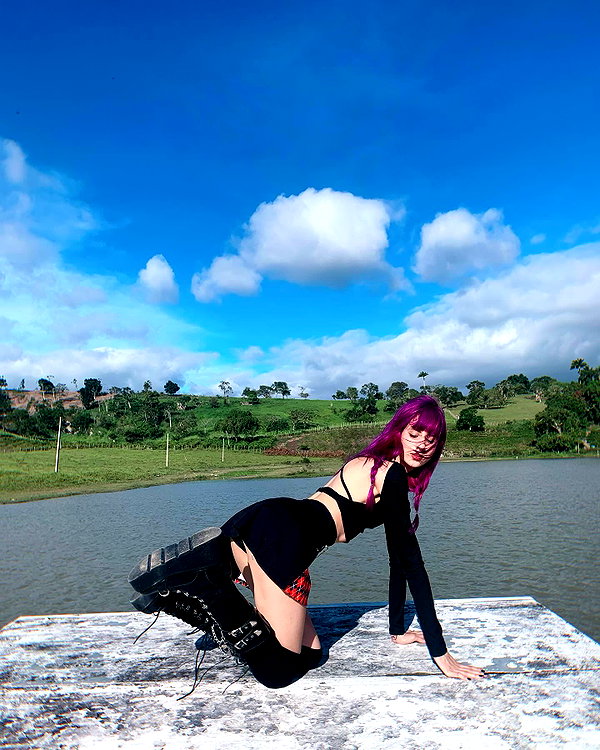 jadelaverne instagram image archive image