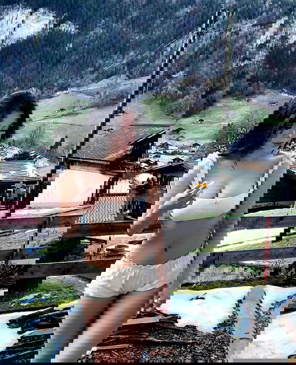 giangg._ giangg._ archive image