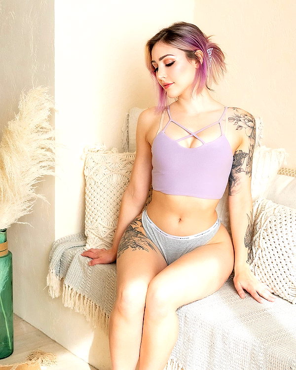 luxlo.xo instagram image archive image