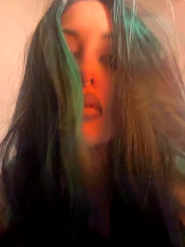 chica.niebla instagram image archive image
