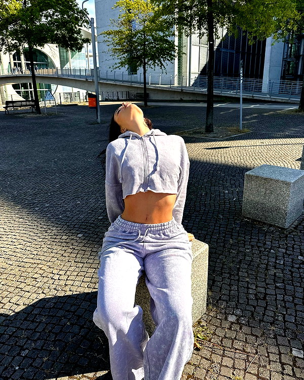 vanessa.rhd instagram image archive image