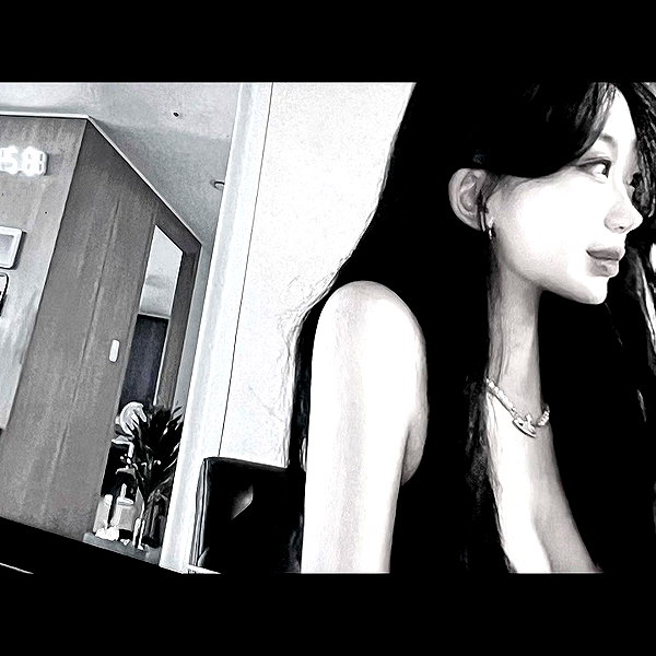 _suxung instagram image archive image
