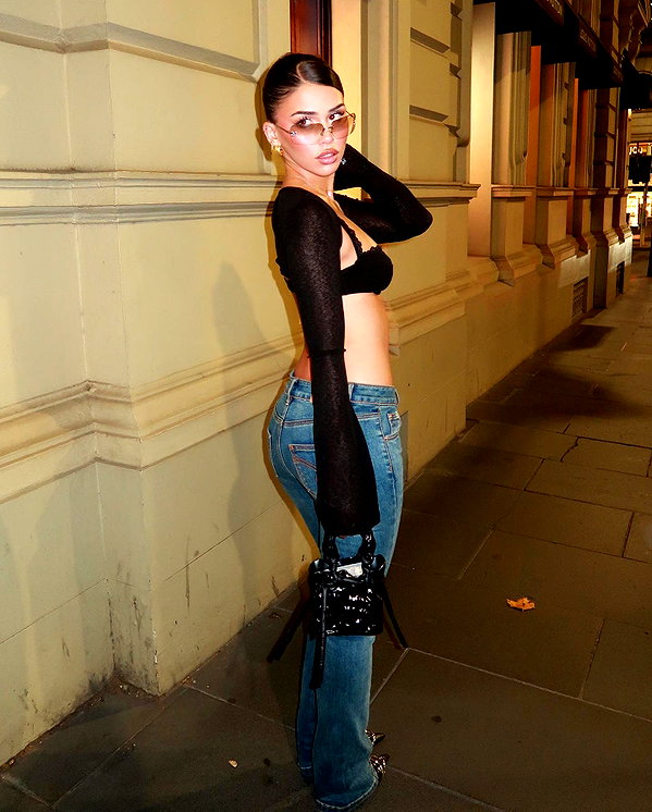 leahhalton instagram image archive image