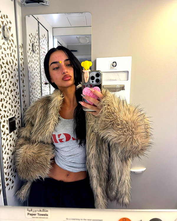ellachristo instagram image archive image