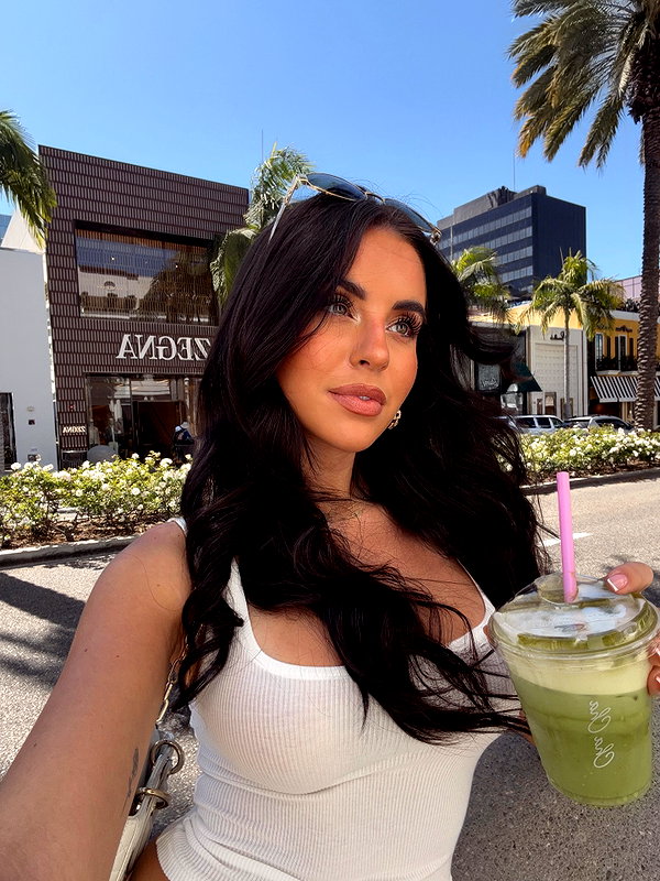 zoeliss instagram image archive image
