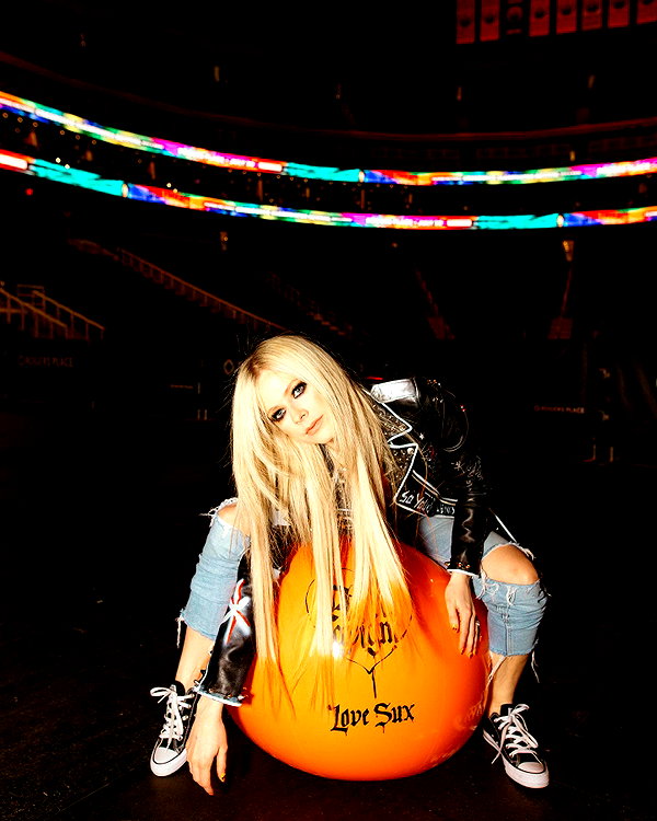 avrillavigne instagram image archive image