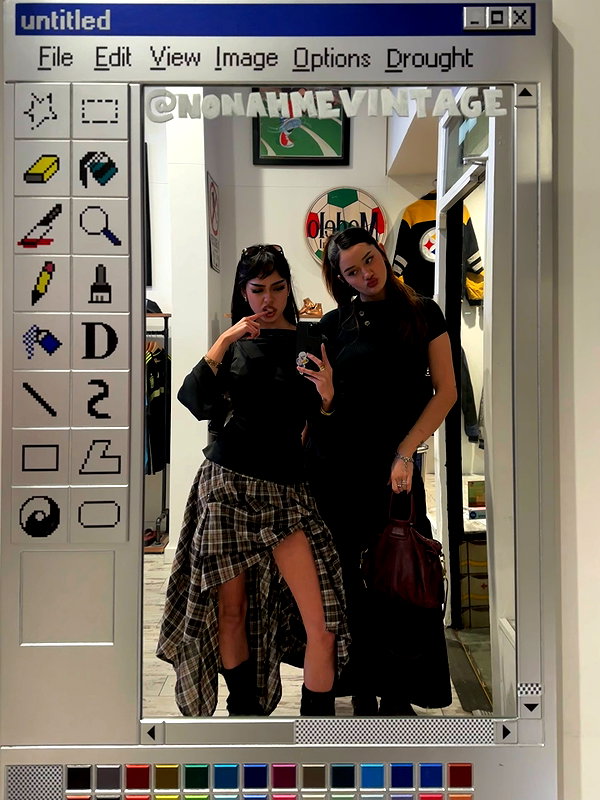 julia_ruelas instagram image archive image