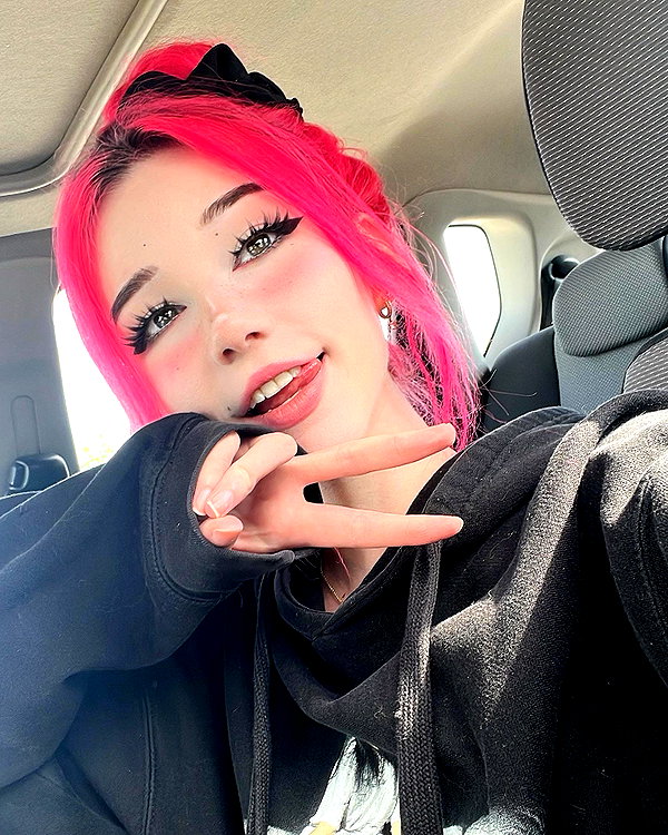 danielle.mercedie instagram image archive image