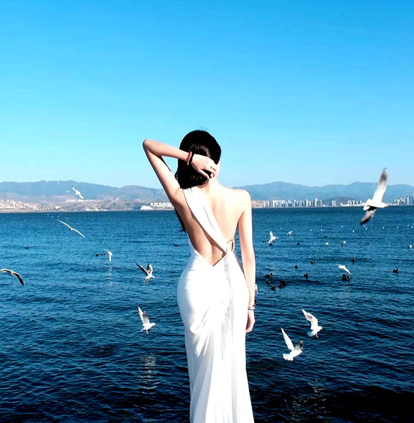 lyhythuedoxinh instagram image archive image