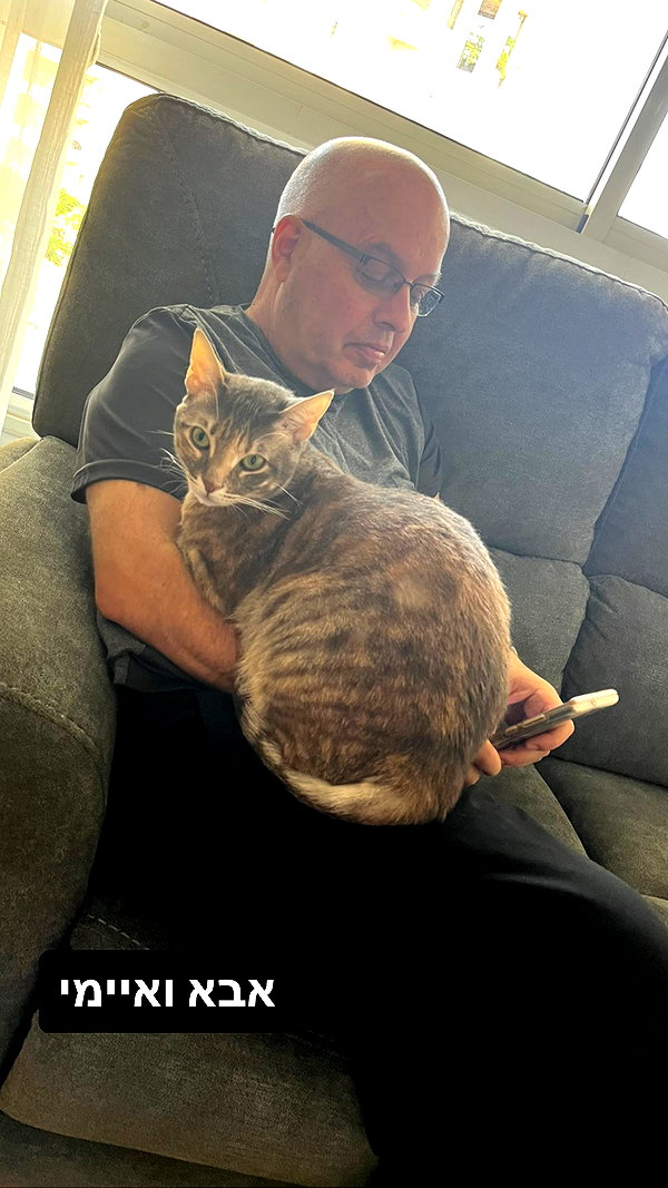 Archived image from @notchicore on Instagram