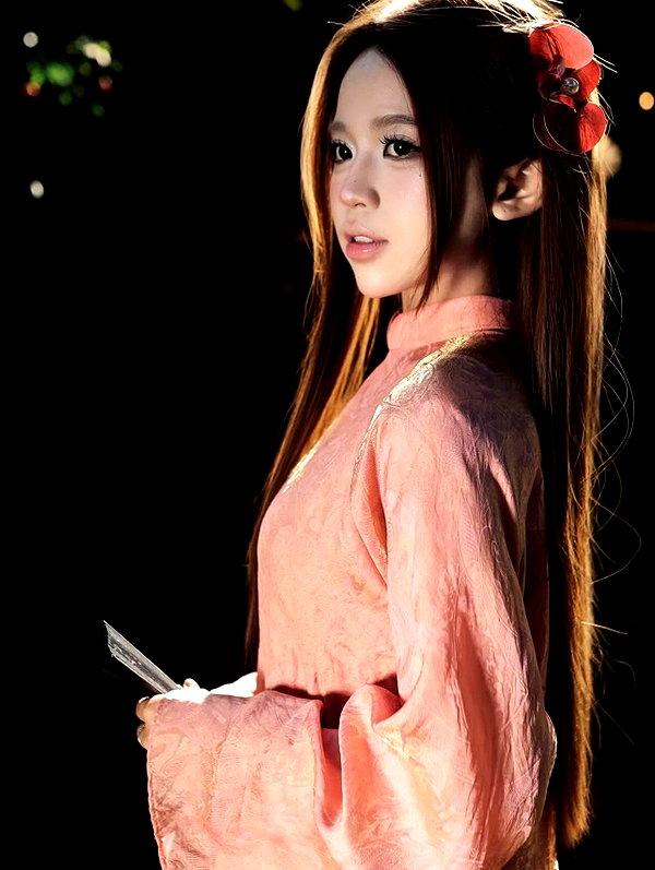 lyhythuedoxinh instagram image archive image