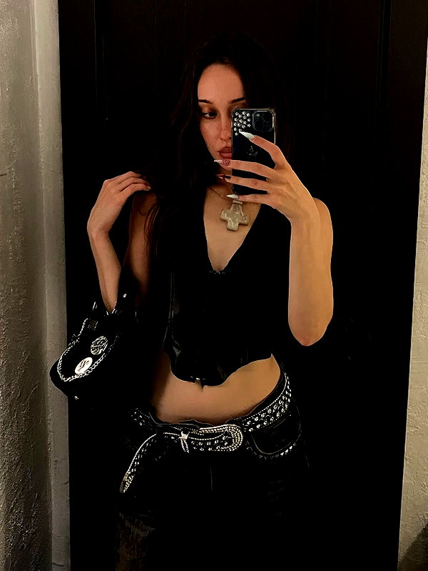 leanxhrt instagram image archive image
