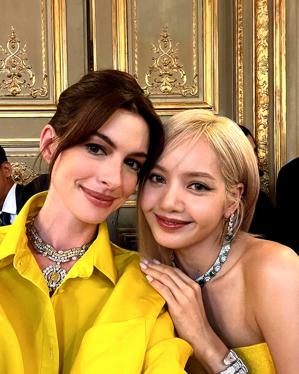 annehathaway instagram image archive image