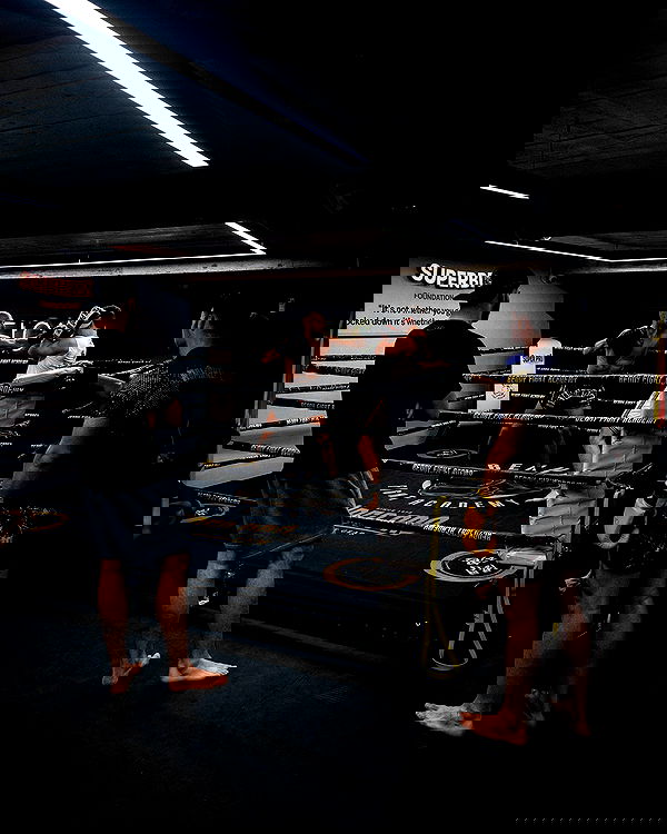 tateauraa tateauraa archive image