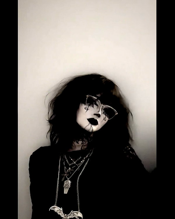 darkblueyoshii instagram image archive image