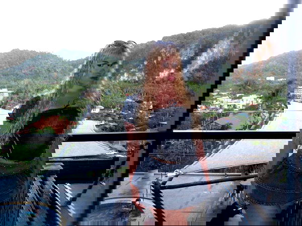 ormosheee ormosheee archive image