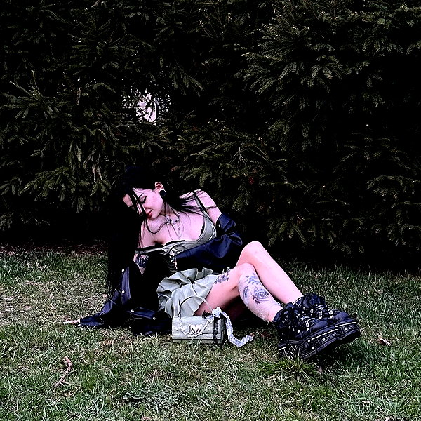 _dead__cherry_ instagram image archive image