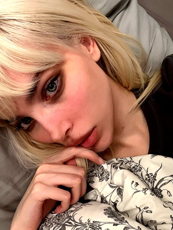 anya4everr instagram image archive image