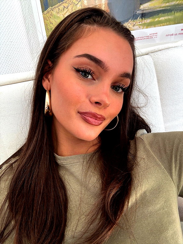 emmaaurora instagram image archive image