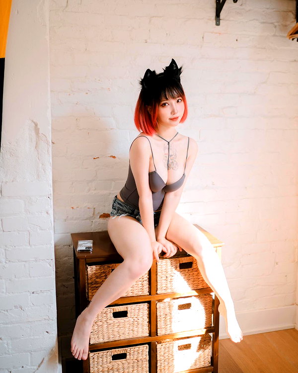 rakukoo instagram image archive image