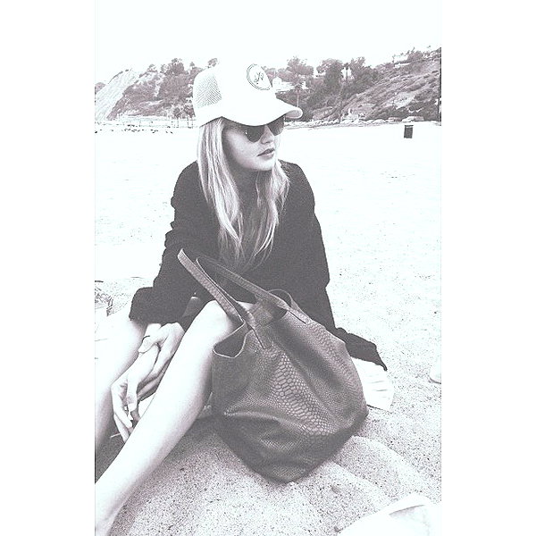 gigihadid instagram image archive image