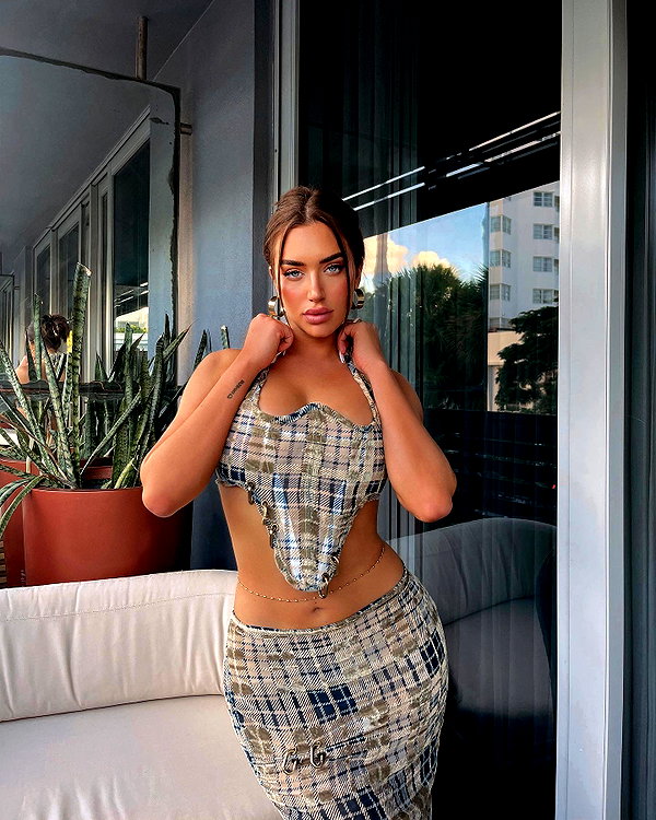 staskaranikolaou instagram image archive image