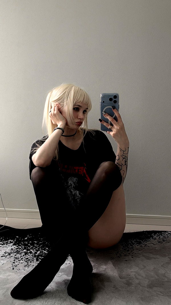 ti_joyy instagram image archive image