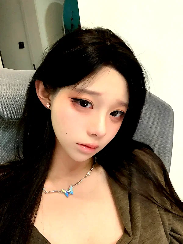 yingyinng_ instagram image archive image