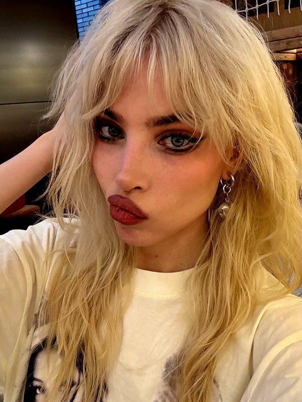 anya4everr instagram image archive image
