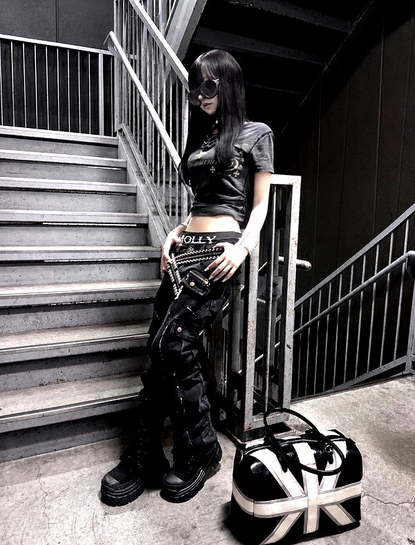 9unxx7 instagram image archive image