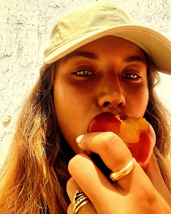 pia__kim instagram image archive image