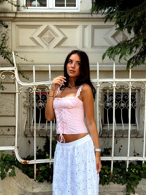 zoeliss instagram image archive image