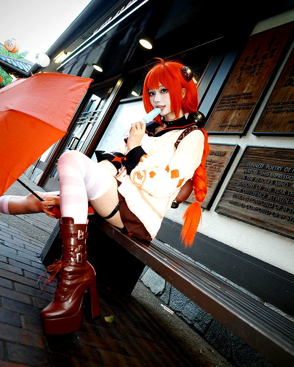 xier_cos instagram image archive image