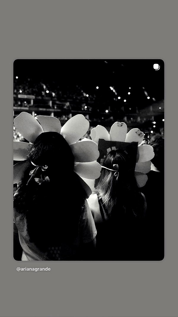 arianagrande arianagrande archive image