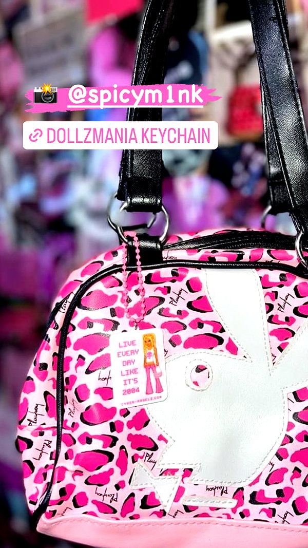 Archived image from @cyberangelz.shop on Instagram