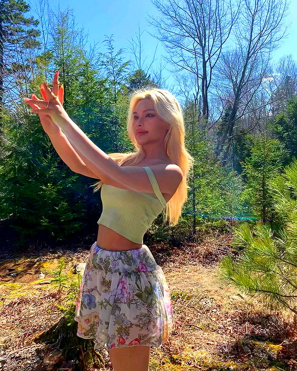 diakimeko instagram image archive image