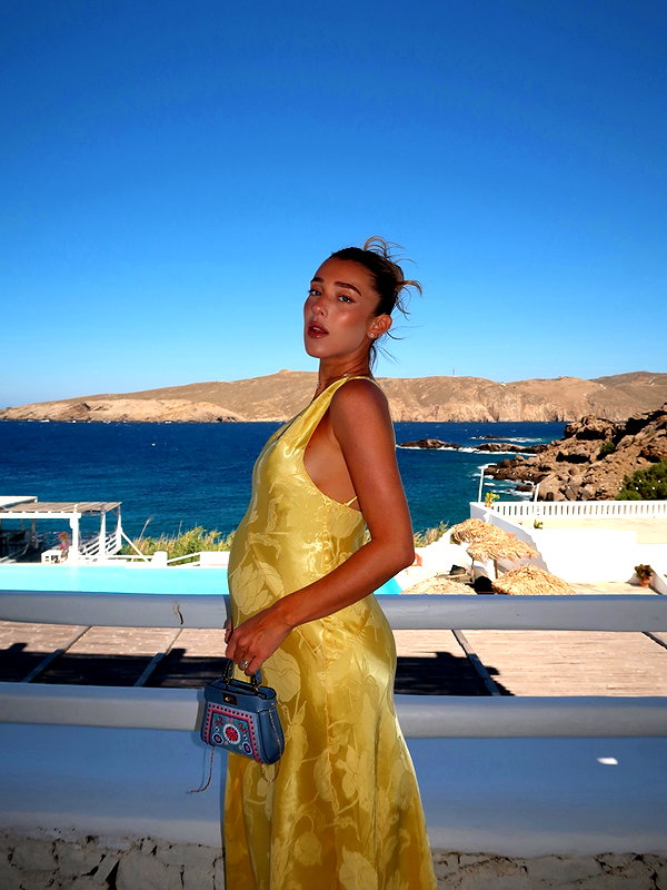 annezivi instagram image archive image