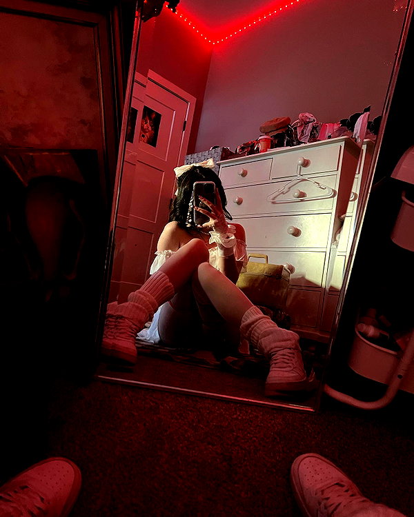 beebeeasmr18 instagram image archive image