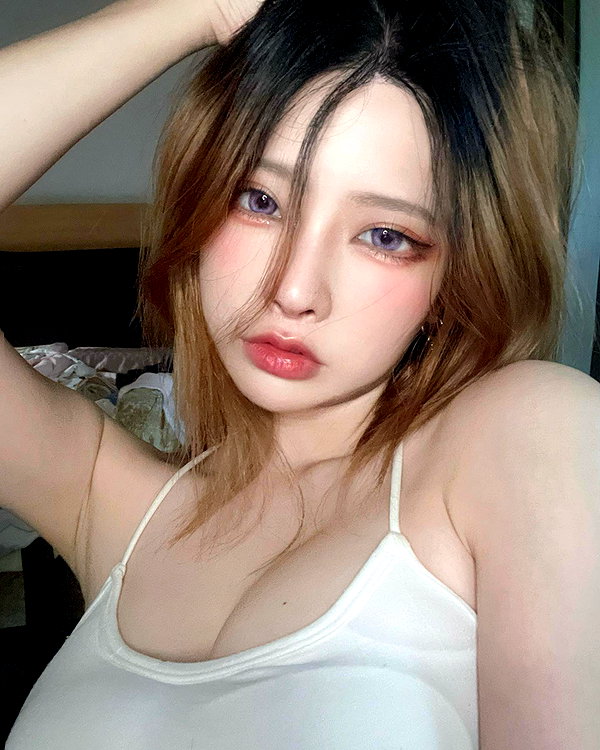 erokochiba instagram image archive image