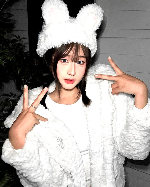 lai_931201 instagram image archive image