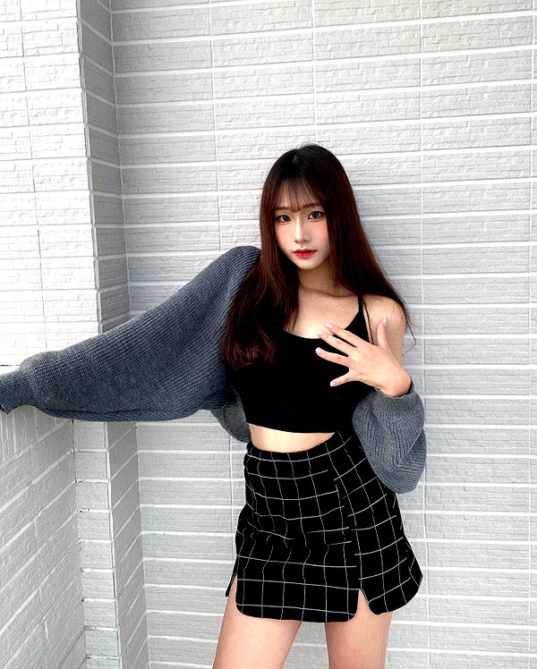 lai_931201 instagram image archive image
