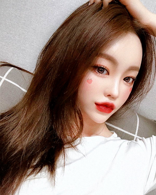 daxbin instagram image archive image