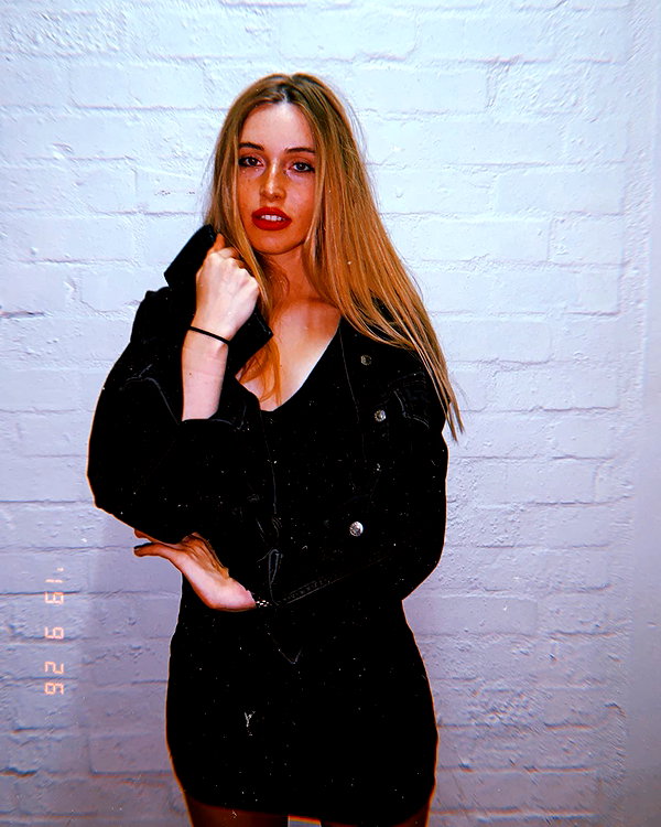 chelsnamsayin instagram image archive image