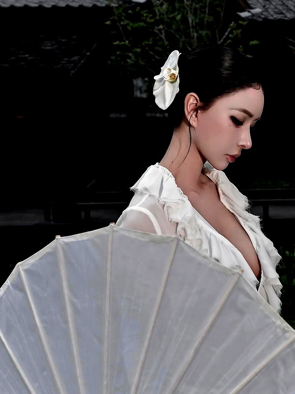lyhythuedoxinh instagram image archive image