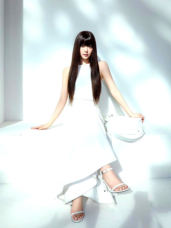 hhh.e_c.v instagram image archive image