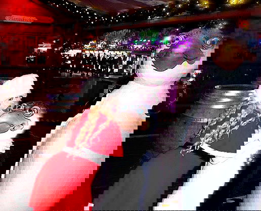 ormosheee ormosheee archive image