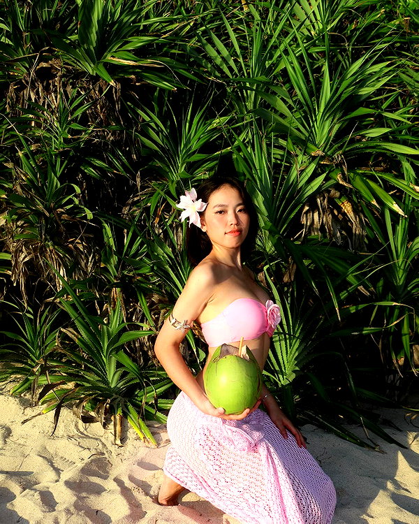 lyhythuedoxinh instagram image archive image