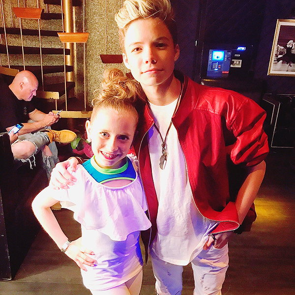 ellianawalmsley instagram image archive image