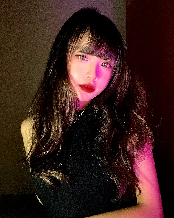 e.shao_417 instagram image archive image