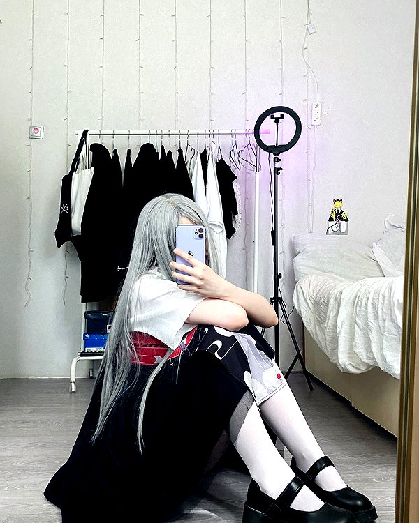 glowmoonshorty instagram image archive image